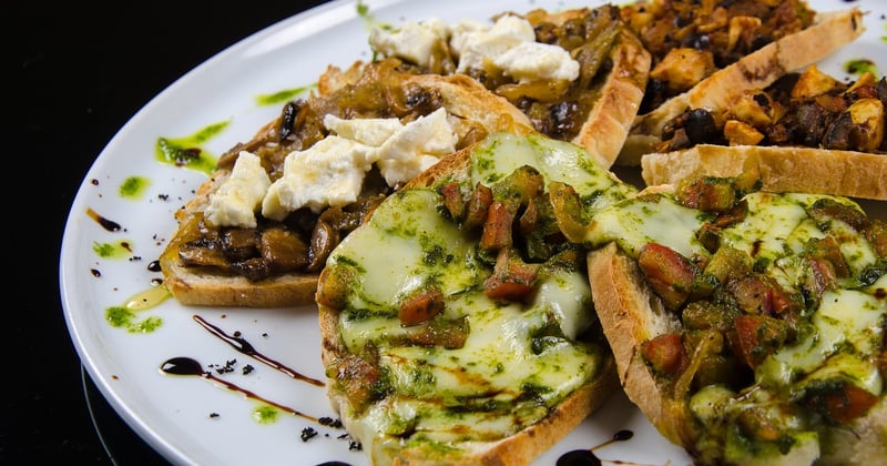 10 recettes de dips et sauces pour l'apéritif qui font l'unanimité